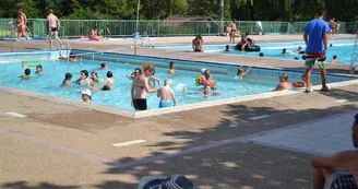 Piscine municipale de Bourbon-l'Archambault Piscine municipale de Bourbon-l'Archambault