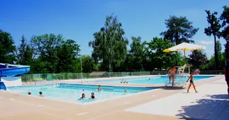Piscine municipale de Bourbon-l'Archambault Piscine municipale de Bourbon-l'Archambault