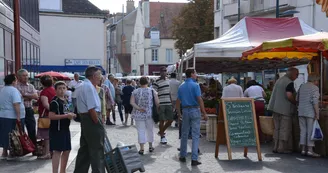Marché du dimanche Place d'Allier