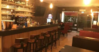 Le M