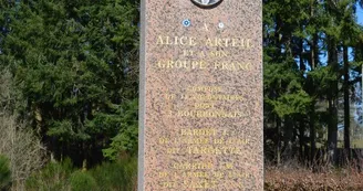 Stèle Alice Arteil Stèle Alice Arteil