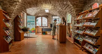 Office de Tourisme Sources & Volcans - bureau de Jaujac Office de Tourisme Sources & Volcans - bureau de Jaujac