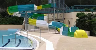 Piscine - Bassin ludique au lac de Montendre