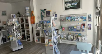 Bureau d'accueil touristique de Grand village Plage Bureau d'accueil touristique de Grand village Plage