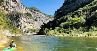 Canoë-Kayak - Rivière et Nature Canoë-Kayak - Rivière et Nature