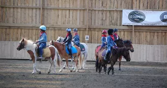 Les Poneys d'Eole: randonnée à poney (2-10 ans) Les Poneys d'Eole: randonnée à poney (2-10 ans)