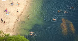 Plage du Pont du Diable à Thueyts Plage du Pont du Diable à Thueyts