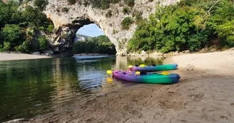Canoë - Kayak de Vallon à St Martin d'Ardèche - 30 km / 2 jours avec Acqua Bateaux