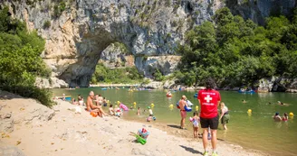 Plage du Pont d'Arc Plage du Pont d'Arc
