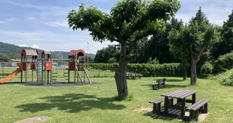 Aire de jeux stade de la rivière d'Ay