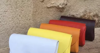 Chichi Carton
