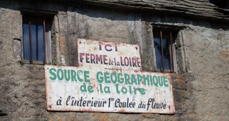 Source géographique de la Loire Source géographique de la Loire