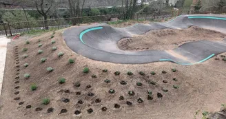Aire de pique-nique du jardin public d'Aubesson
