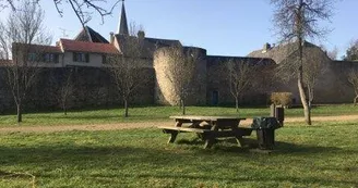 Aire de pique-nique - Rue de l'abbaye d'Echternach Aire de pique-nique - Rue de l'abbaye d'Echternach