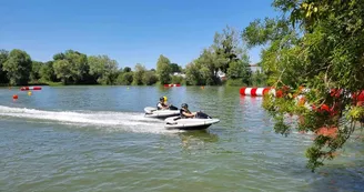 Karting aquatique Ligaya