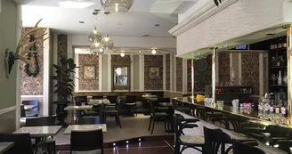 Lutetia-restaurant-Orleans-salle-et-bar