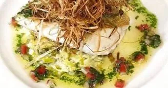 Sandre rôti sauce beurre citronné et son parmentier de poireaux