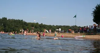 Plage de Chambon Plage de Chambon