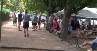 Aire de loisirs de Queaux Aire de loisirs de Queaux