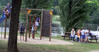 Aire de loisirs de Queaux Aire de loisirs de Queaux