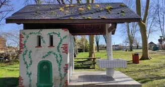 aire de pique nique - Uzein - toilettes
