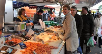 Marche-de-Bassens-2-photo-ville-de-Bassens