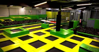 Positive Park – Trampoline, Warrior, Kid’s park & Lasergame - Pau - zone jump Positive Park – Trampoline, Warrior, Kid’s park & Lasergame - Pau - zone jump