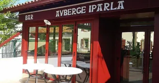 Auberge Iparla - salle restaurant - Bidarray