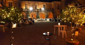 Diner cour d'honneur château de Poudenas