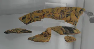 Musée du CAmp Romain Usakoa - Verre multicolore - Saint Jean le Vieux