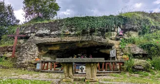 Grotte Notre-Dame de Lourdes Grotte Notre-Dame de Lourdes