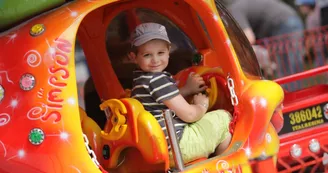 Le Carrousel Le Carrousel