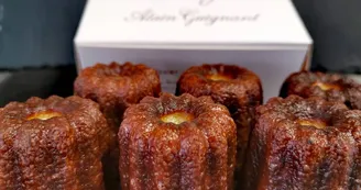 Les-Caneles