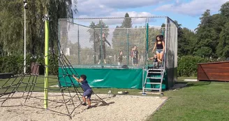 araignée et trampoline araignée et trampoline