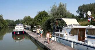Port de plaisance Péronne Port de plaisance Péronne