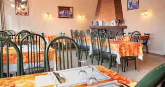 Hôtel-restaurant Les Voyageurs Brienne-le-Château Grands lacs de champagne (2).jpg