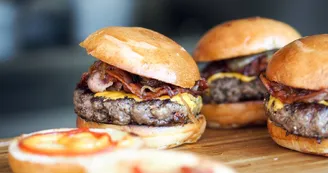 burger-731298_1920.jpg