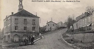 Carte postale de l'Hôtel de Ville de Montigny-le-Roi