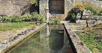 Fontaine-lavoir de Tronchoy
