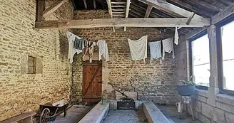 Lavoir du Badin à Noidant-le-Rocheux