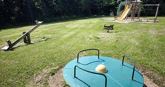 Aire de pique-nique et de jeux de Saint-Ciergues