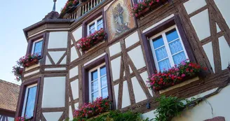 Maison Loewert avec colombage et oriel d'angle