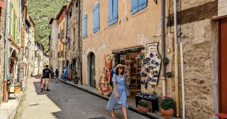 Dans les ruelles de Villefranche de Conflent, plus beau village de France