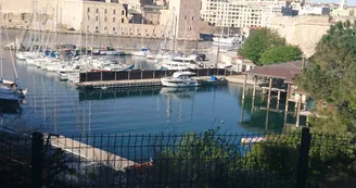 Port anse de la Réserve Marseille