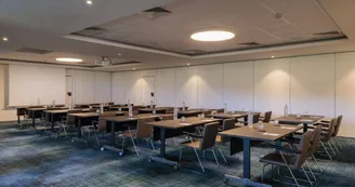 Salle de Réunion Niolon Espace Côte Bleue 100m2 Salle de Réunion Niolon Espace Côte Bleue 100m2