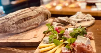 Planche charcuterie fromage