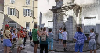 Visite guidée, rue Perrin Visite guidée, rue Perrin