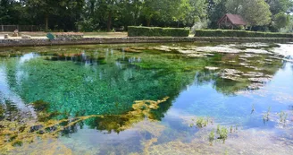creux_bleu_villecomte_bourgogne