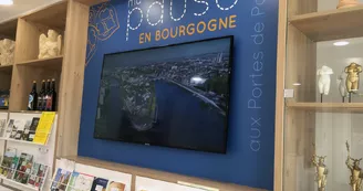 A l'intérieur du bureau d'accueil de Sens
