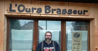 L'OURS BRASSEUR_1 L'OURS BRASSEUR_1
